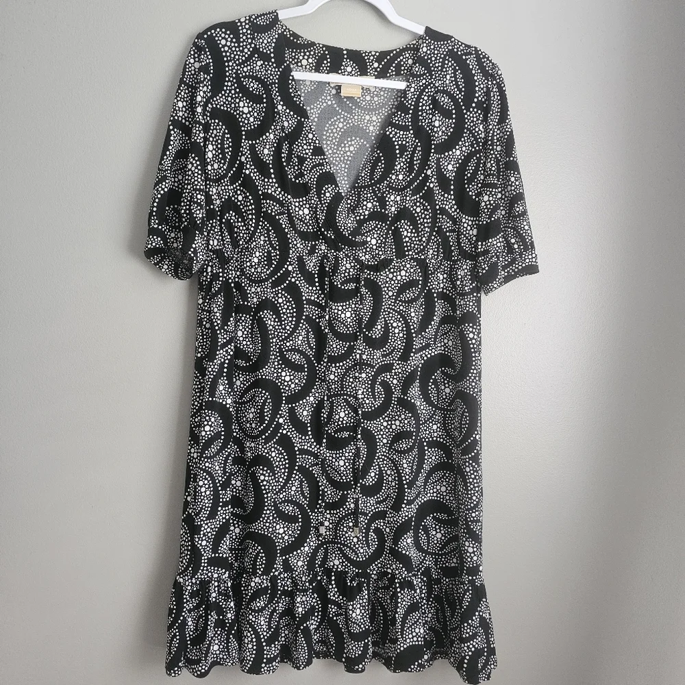 Michael Kors Solid Wrap Dress. V-Neck Tie Waist Size Medium
